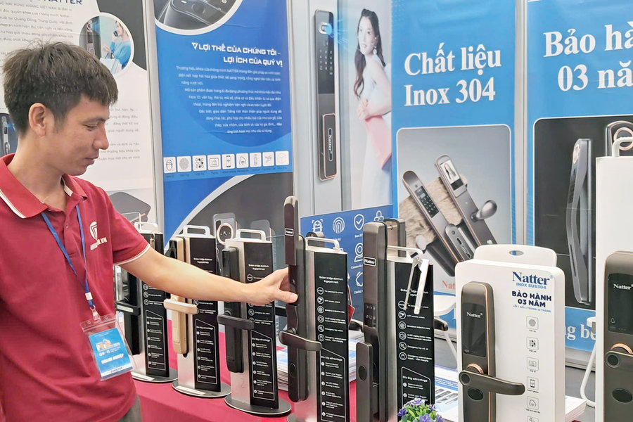 Hà Nội ''tiếp sức'' cho doanh nghiệp công nghiệp chủ lực cất cánh